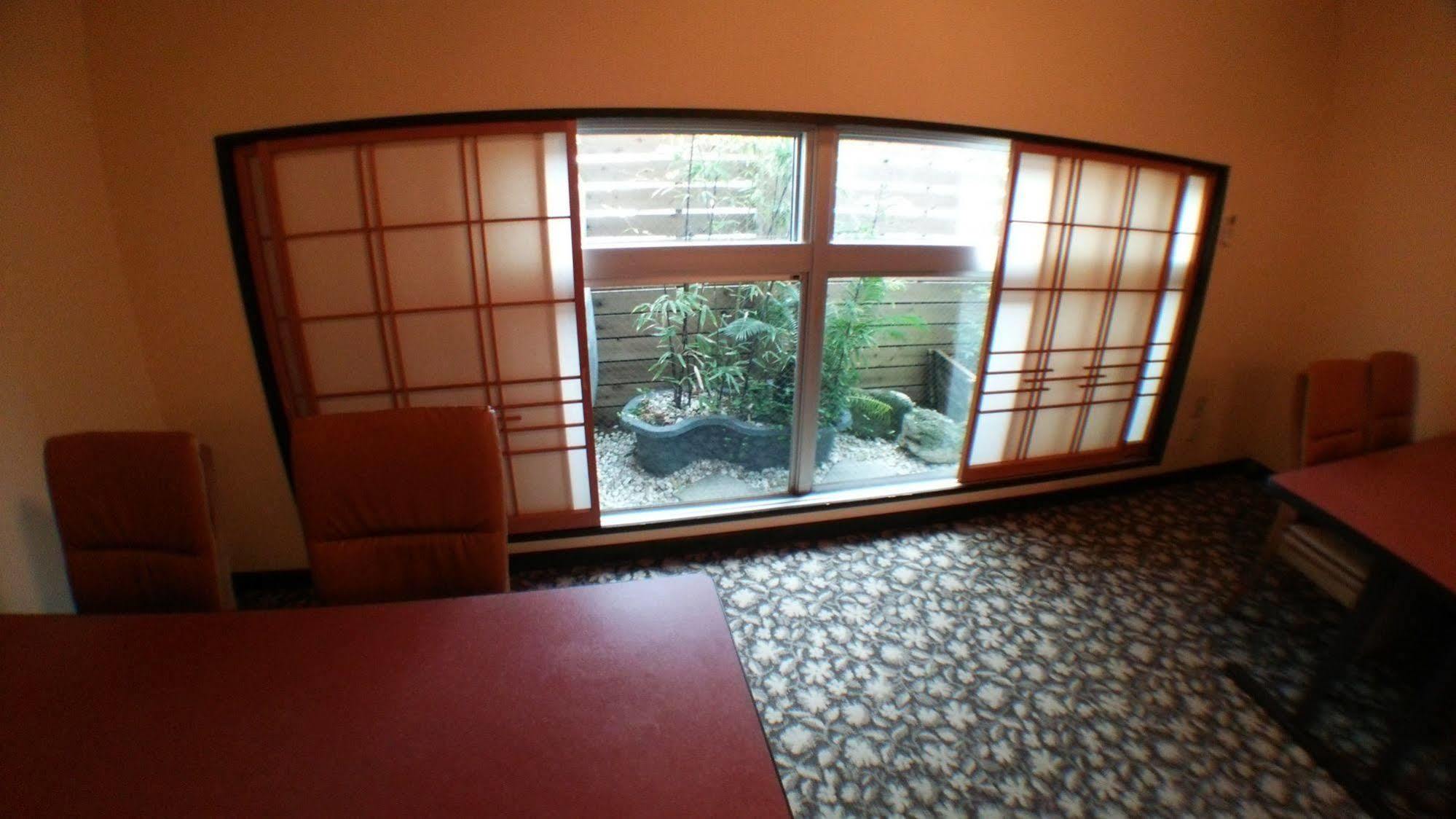 Yurakuan Miyazaki Hotel Exterior foto